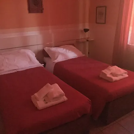 Ad Centrum Di Fraccaroli Fabio 2* Verona