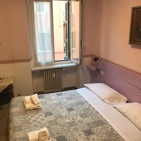 Ad Centrum Di Fraccaroli Fabio Hotel
