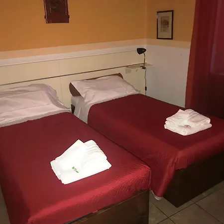 Hotel Ad Centrum Di Fraccaroli Fabio 2*